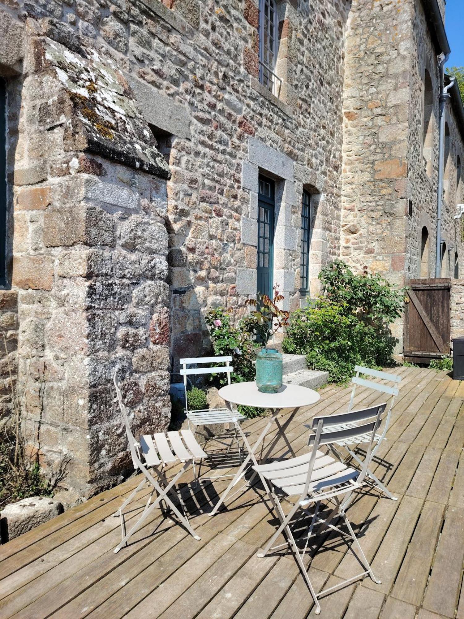 Mont-Saint-MichelChez Adele别墅 外观 照片